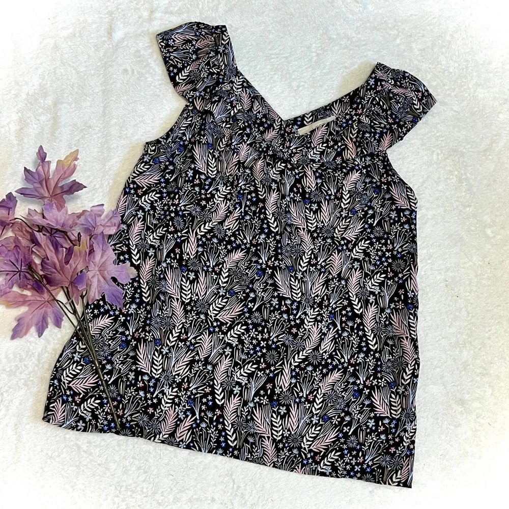 The LOFT Palm Print Ruffle Sleeve Blouse - XS